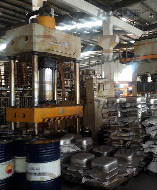 HDY不(bu)鏽鋼水(shui)槽拉(la)伸(shen)機